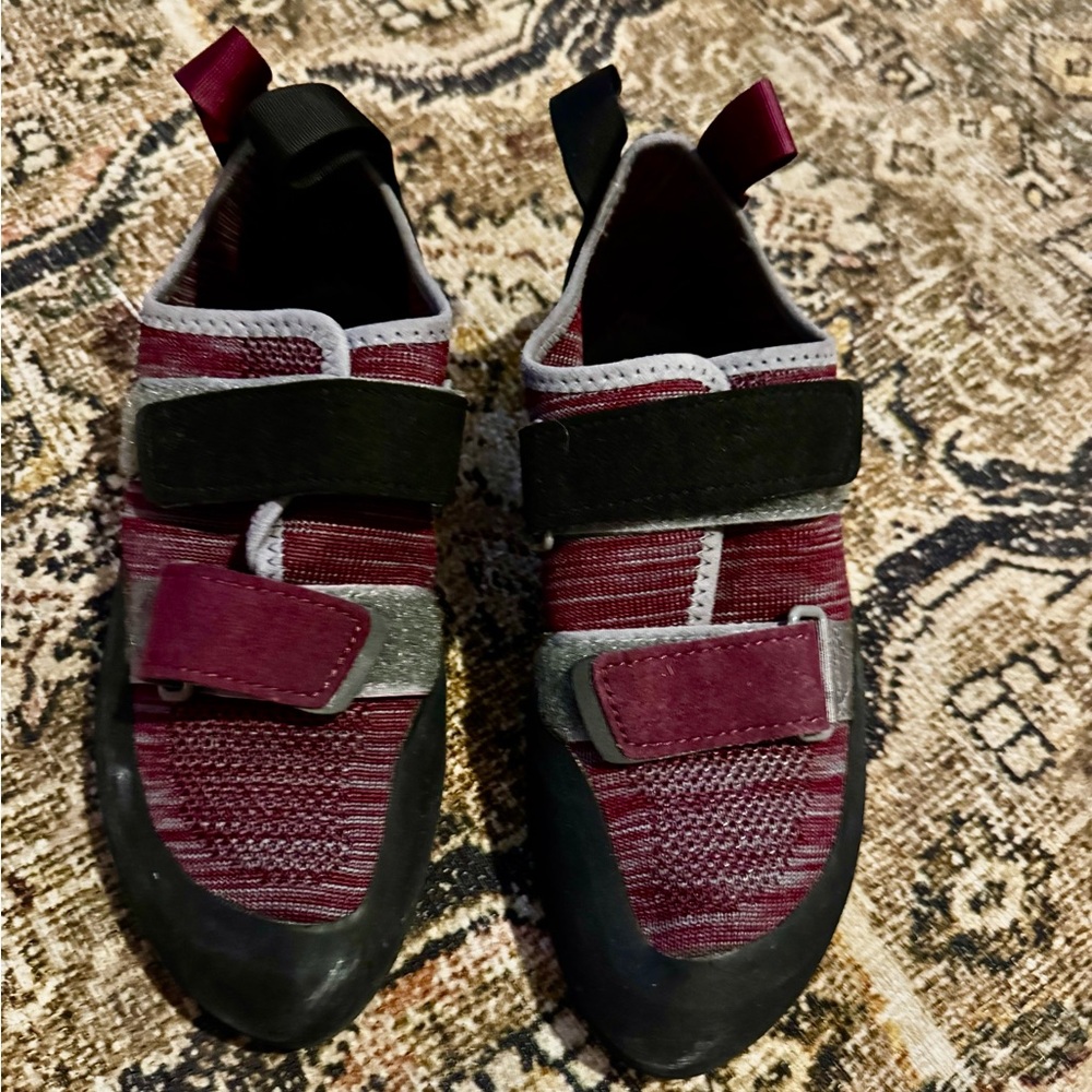 NEW CONDITION!! Black Diamond Climbing Shoes